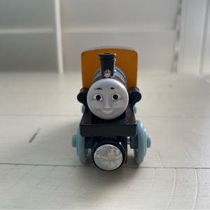 Thomas And Friends Fisher-Price Wooden Railway Bash 2012